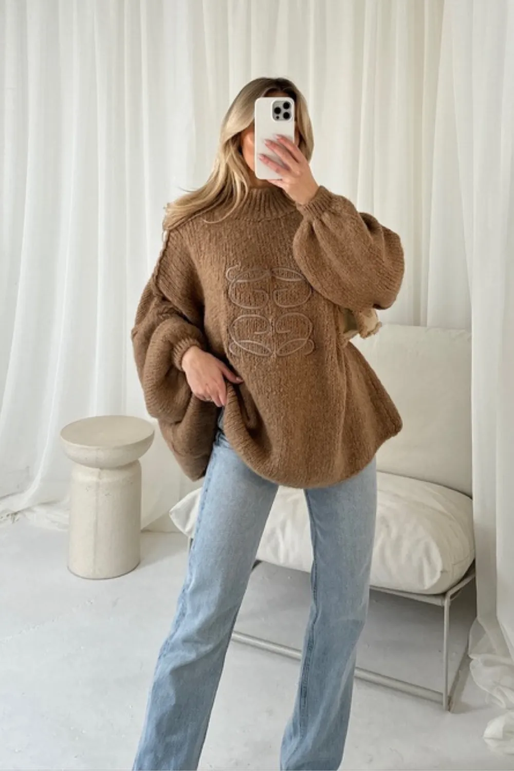 Gege camel embroidered oversized knit jumper